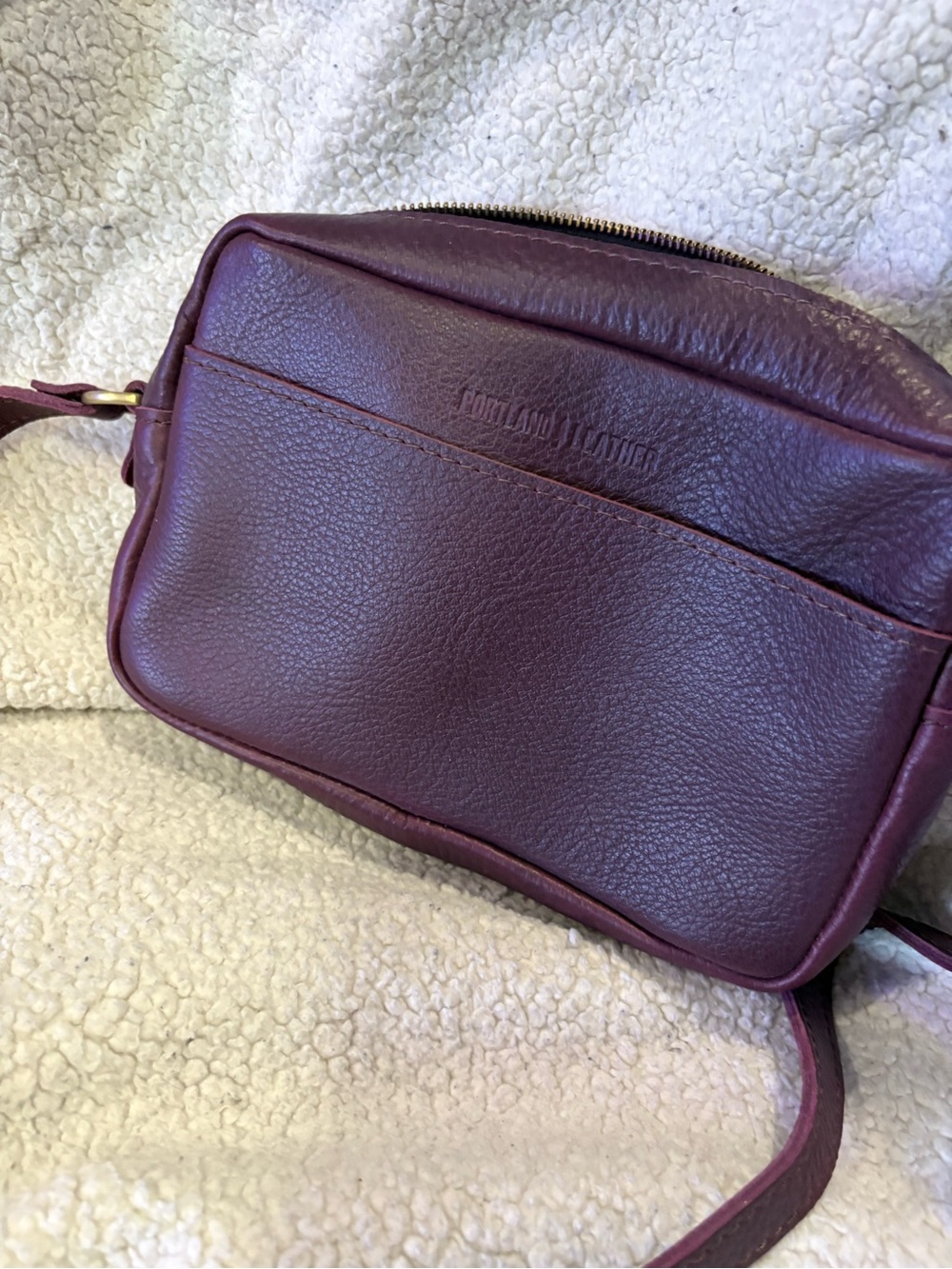 Portland Leather Goods Plum Toaster Bag Large Zip Crossbody NWOT
